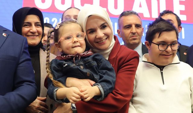 Bakan Göktaş: “Engelli bireylerin yüzündeki tebessüm en büyük motivasyon kaynağımızdır”