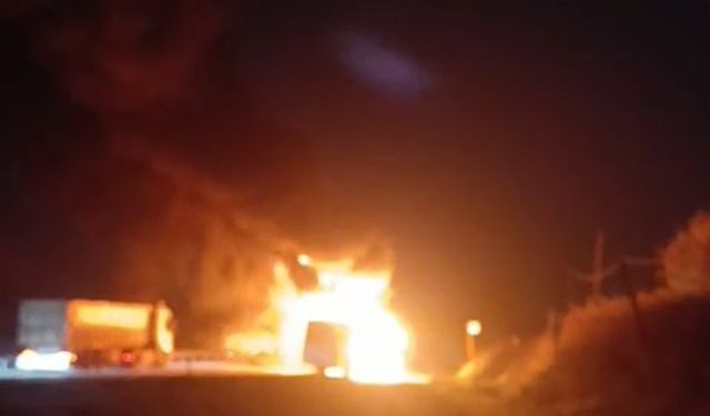 Bursa’da İşçi Servisi Alev Aldı!