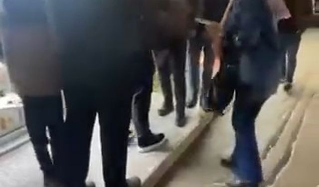 Bursa’da telefoncuda çıkan tartışma büyüyüp kavgaya dönüştü