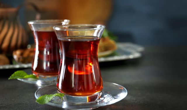 İlk Çay Hangi Ülkede İçildi, İyi Çay Nasıl Demlenir?