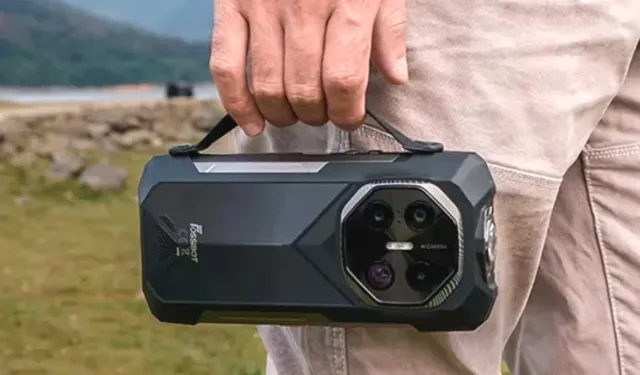 Dünyanın İlk 50 Metre Gece Görüşlü Kızılötesi Kameralı Telefonu Tanıtıldı!