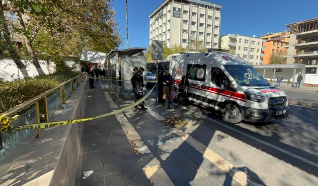 Eşini rahatsız eden adama tuzak kurup ayağından kurşunladı