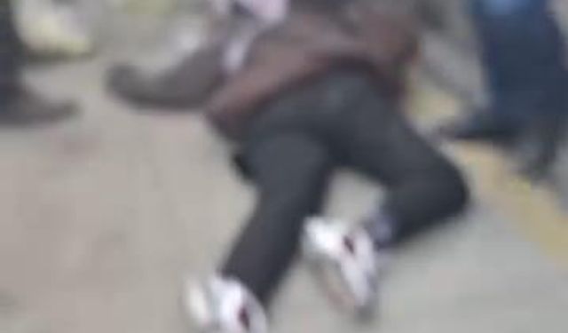 İstanbul'da baygınlık geçirerek düşen 14 yaşındaki kıza metrobüs çarptı