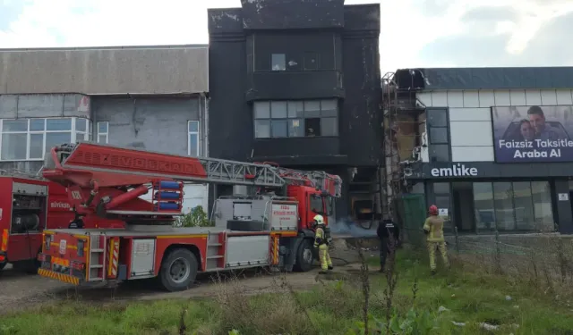 İnegöl’de trafoda patlama: Alevler iş yerine sıçradı