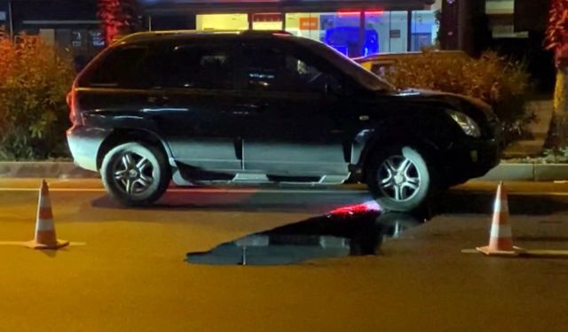 Mersin’de otomobil yayaya çarptı! 1 ağır yaralı