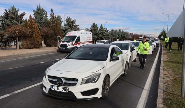 Nevşehir’de 4 aracın karıştığı zincirleme kazada 2 kişi yaralandı