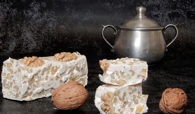 Rüyada Helva Görmek Ne Anlama Gelir? Rüyada Helva Yemek ve Helvacı Görmek, Dini Rüya tabiri