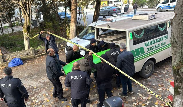 Türkmenistan uyruklu genç yolda ölü bulundu