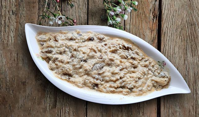 Yoğurtlu Patlıcan Salatası Nasıl Yapılır, Hangi Püf Noktalar Lezzeti Zirveye Taşır?