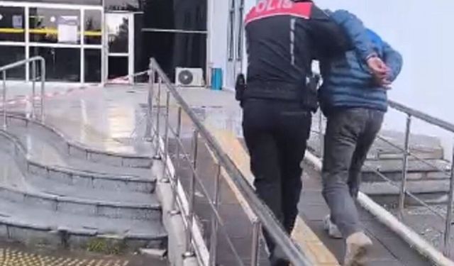 Cumhurbaşkanı’na hakaretten aranan şahıs sahte kimlikle yakalandı