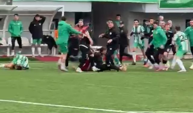 Amatör lig maçında arbede: Maç üç kez durdu, 3 kırmızı kart çıktı