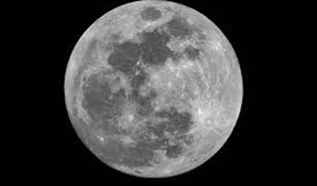 Ay’ın Karanlık Yüzünden Gelen Büyük Sürpriz! Çinli Bilim İnsanları Doğada Hiç Görülmemiş Bir Yapıyı Nasıl Keşfetti?