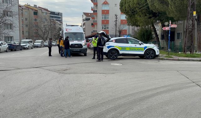 Edirne’de otomobil ile motosiklet çarpıştı! 1 yaralı