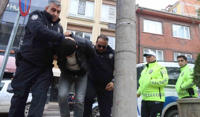 Eskişehir’de 3 Yayaya Çarpan Sürücü Tutuklandı