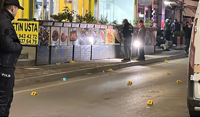 Kocaeli’de Kebapçıya Silahlı Saldırı! 2 Kişi Yaralandı