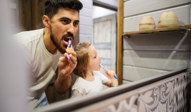 Misvak Kullanmanın Hükmü Nedir? Diş Fırçalamak Misvak Yerine Geçer mi?