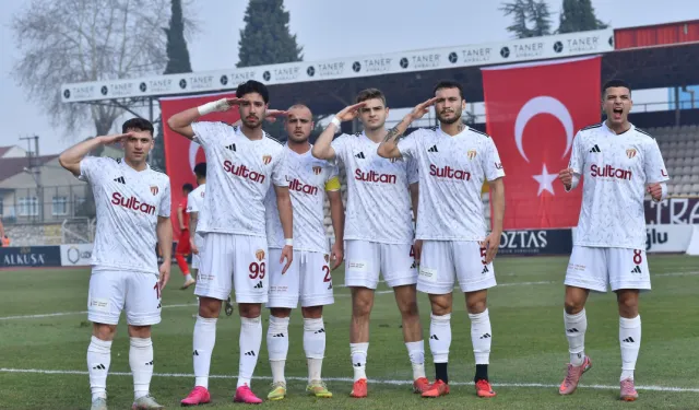Sultan Su İnegölspor - Karaman FK Maçı İlk Yarısı Bitti