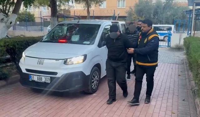 Taşlı saldırıyı iş yeri sahibi oğluna yaptırmış