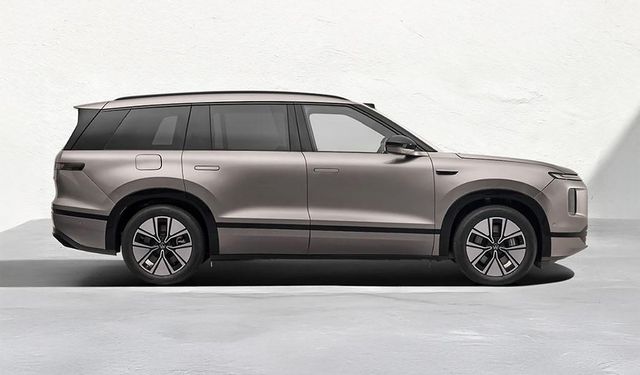 Volkswagen Dev SUV Hamlesini Yaptı! 5 Metreyi Aşan Yeni Model 100 Kilometrede Sadece 6 Litre Yakıyor