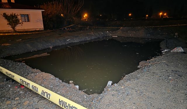 Hatay'da su dolu temelin içindeki toplarını almak isterken düşen 2 kardeş çocuk öldü