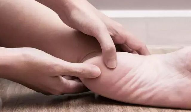 Rüyada İnsan Ayağı Görmek Ne Anlama Gelir? Rüyada Ayak Görmek Ne Demek?