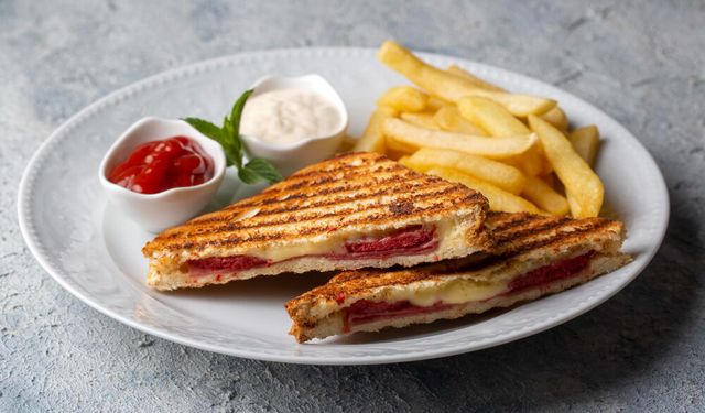 Dünya Tost Günü, 26 Şubat Ne Günü? 26 Şubat Dünyada ve Türkiye’de Ne Günü? 26 Şubat Ne Burcu?