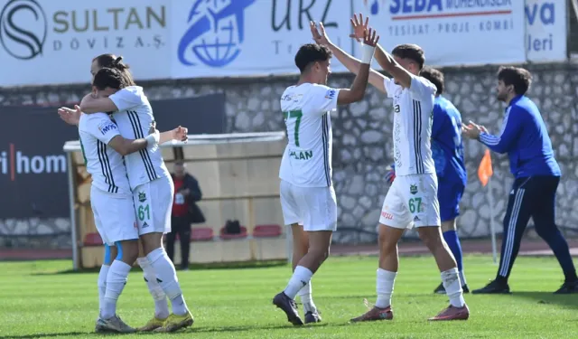 İnegöl Kafkasspor - Silivrispor İlk Yarı Bitti