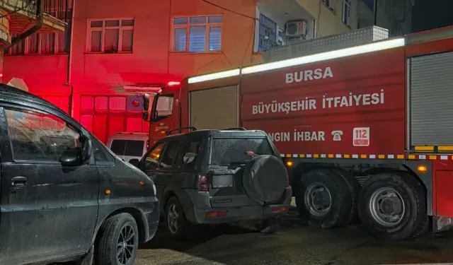 İnegöl'de hatalı park itfaiyeye geçit vermedi