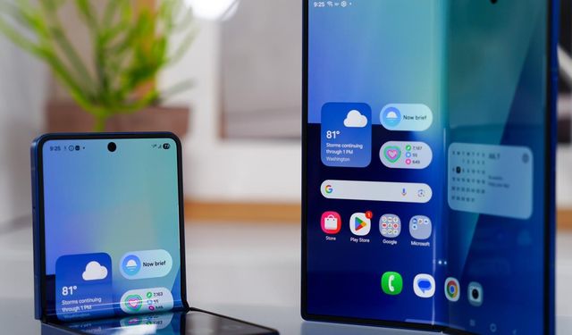 Katlanabilir Telefonlar Gerçekten Yaygınlaşıyor Mu? 2026 İçin Çarpıcı Büyüme Tahminleri Açıklandı!