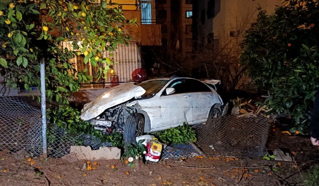 Otoyolda feci kaza! Anne yaralandı, sürücü oğlu öldü