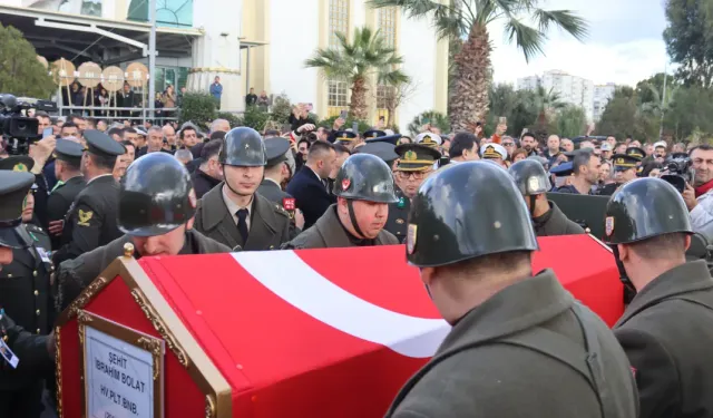 Şehit pilot İbrahim Bolat İzmir’de uğurlandı