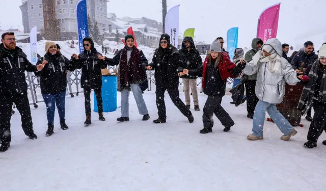 Uludağ’da gençlik buluşması üniversitelileri bir araya getirdi
