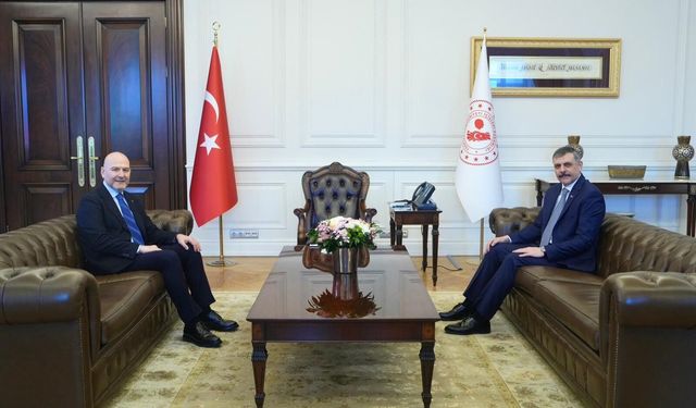 Soylu’dan Bakan Çiftçi’ye hayırlı olsun ziyareti