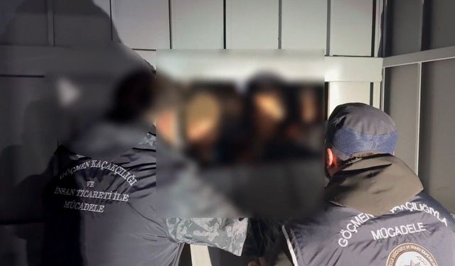 Ağrı'da 165 düzensiz göçmen yakalandı