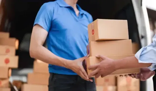 Arefe günü kargolar açık mı, kaça kadar çalışıyor?