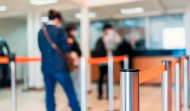 Arefe günü resmi tatil mi? Bankalar, noterler ve sağlık ocakları açık mı?