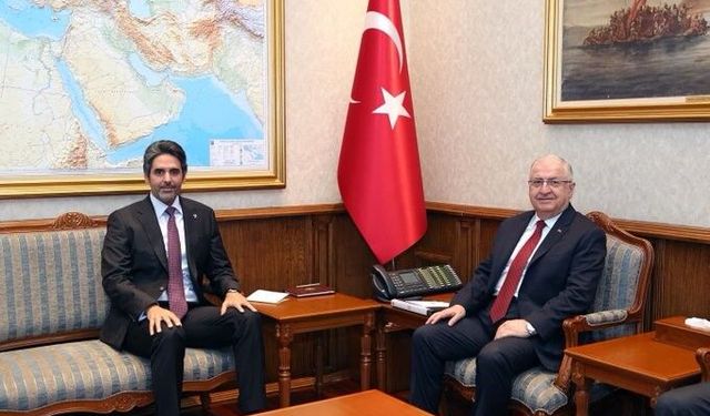 Bakan Güler, Katar Ankara Büyükelçisi Al-Henzab’ı kabul etti
