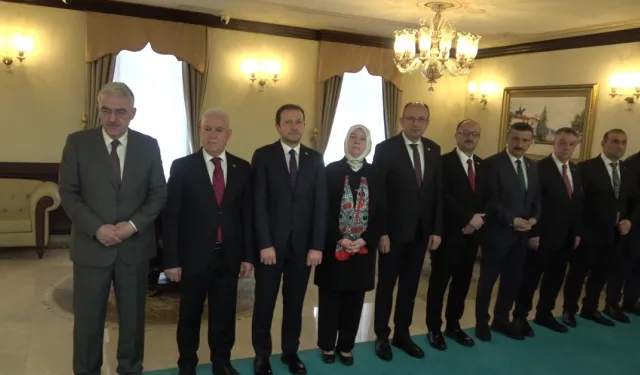 Bursa Protokolü Tarihi Valilik Binası’nda Bayramlaştı