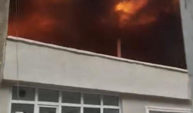 Bursa'da binanın çatısında yangın çıktı!