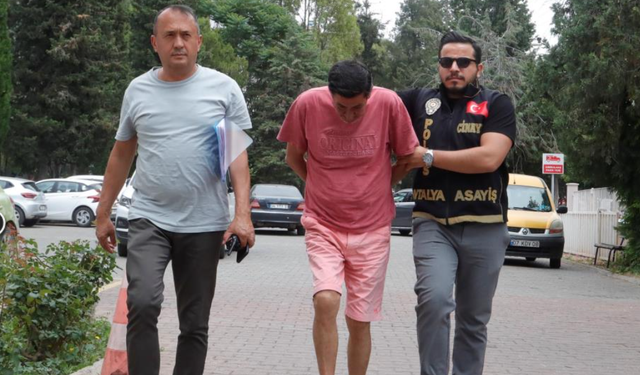 Oğlunu parkta 36 bıçak darbesiyle öldüren babaya müebbet