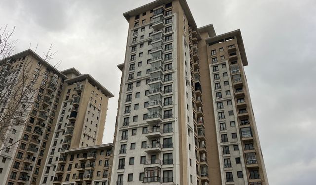 Esenler'de sitedeki silahlı kavgada 19 yaşındaki genç hayatını kaybetti