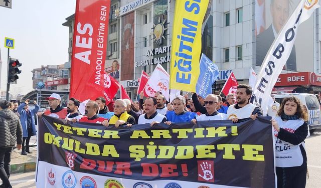 Öğretmenler Bursa’dan Seslendi: “Öğretmenine Sahip Çık”