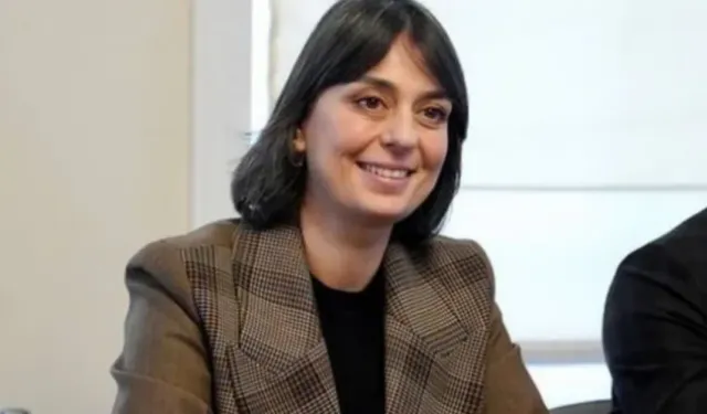 Üsküdar Belediye Başkanı Sinem Dedetaş Kimdir? Kariyeri, Eğitimi ve Hayatı