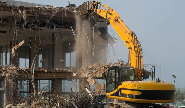 BİNA YIKIM İŞİ YAPTIRILACAKTIR