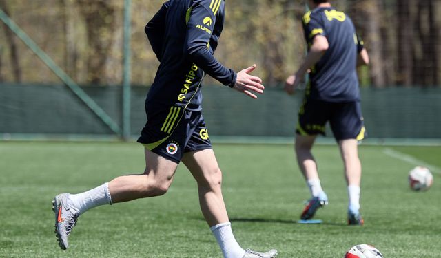 Fenerbahçe, Başakşehir maçı hazırlıklarını sürdürdü