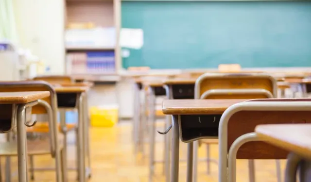 BUGÜN (17 NİSAN) OKULLAR TATİL Mİ? | Bugün okul var mı, okullar tatil edildi mi?