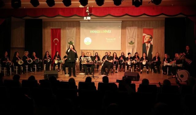 Bursa'da kadınlardan muhteşem ritim gösterisi!