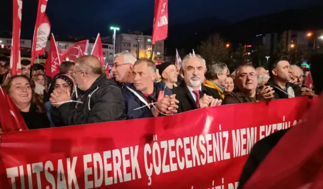 CHP İnegöl'den Bozbey'in Gözaltına Alınmasına Kelepçeli Tepki