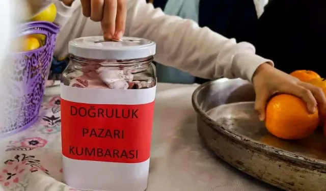 İnegöl'deki Bu Pazarda Satıcı Yok, Dürüstlük Var