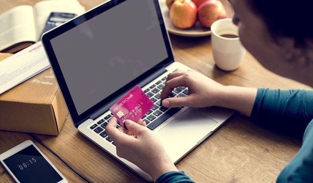 Online Alışverişte Helallik Nedir? Aldığımız Ürünler Gerçekten Helal mi Nasıl Anlarız?